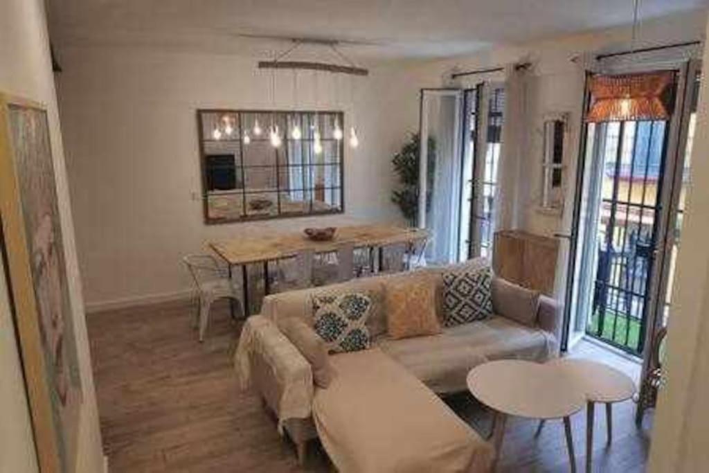 Isg Apartments Alameda 2 Dormitorios Siviglia Esterno foto
